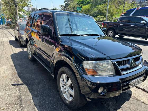 MITSUBISHI PAJERO FULL 3.2 HPE 4X4 16V TURBO INTERCOOLER DIESEL 4P AUTOMÁTICO